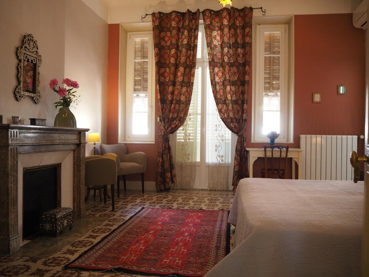 Maison Velvet Авиньон Екстериор снимка